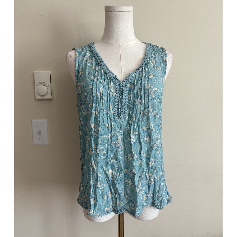 Skies are Blue Womens Large Petite Top Light Blue Bohemian Festival Floral Cute